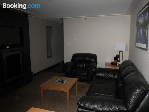 Woodlands Inn & Suites Fort Nelson Kültér fotó